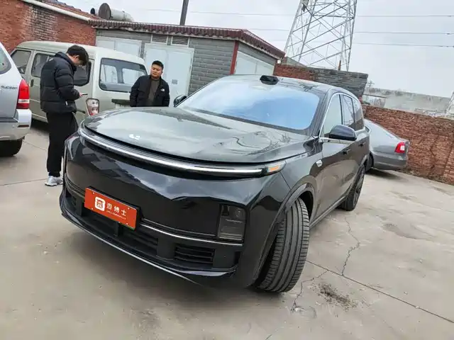 Li Auto IDEAL L9 2025