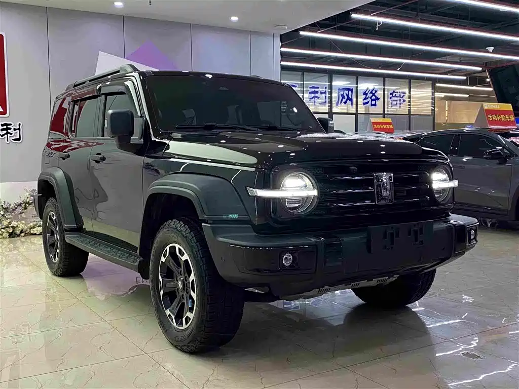 Tank 300 2025 Hi4-T 37.1kWh