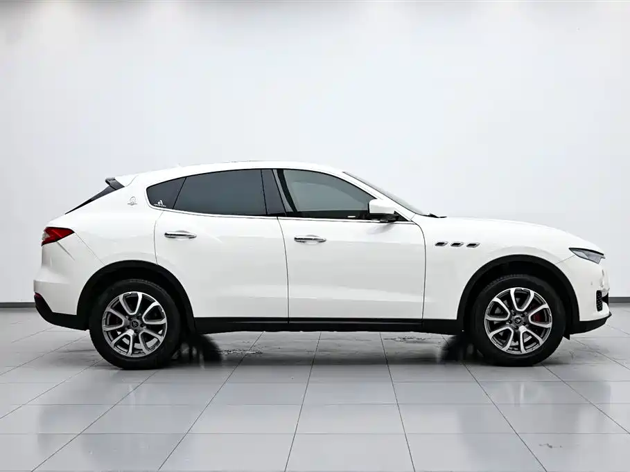 Maserati Levante 2019 3.0T Standard VI