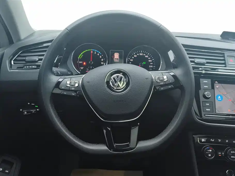 VOLKSWAGEN TIGUAN L NEW ENERGY