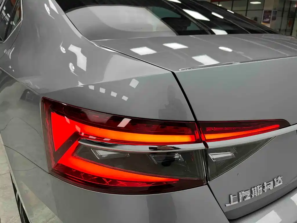 Skoda Superb 2023 — фото 24