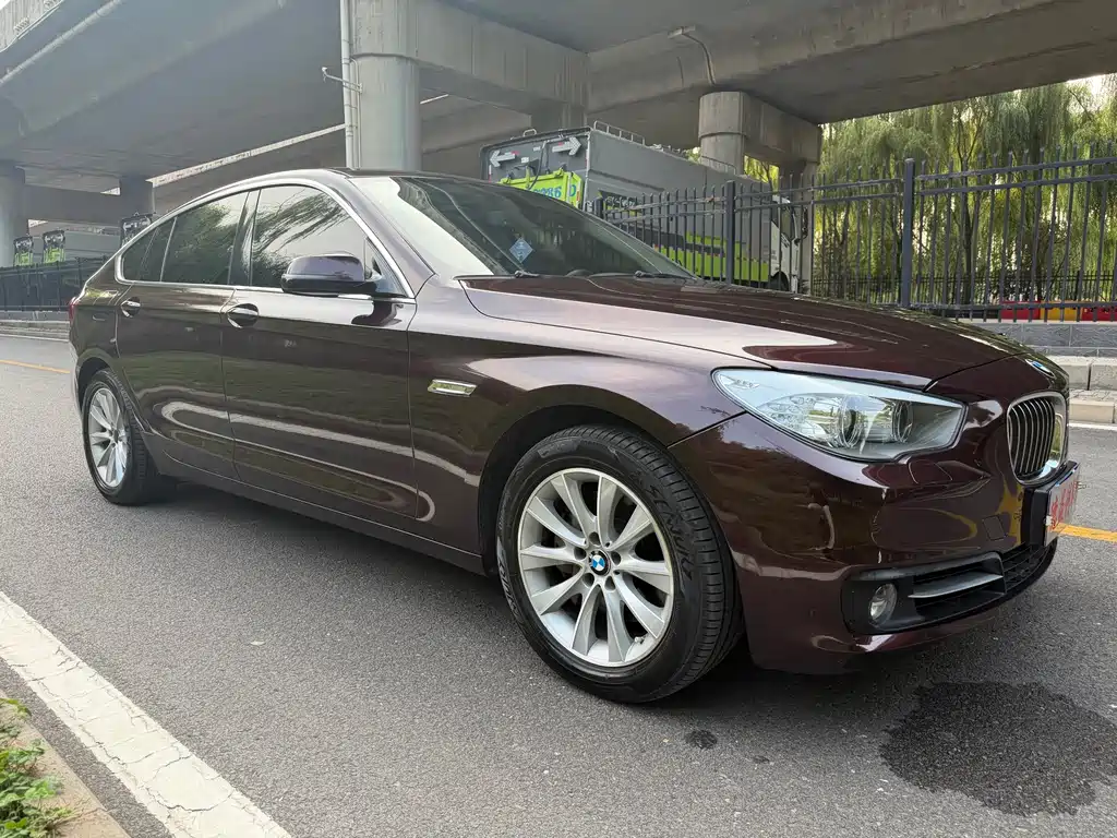 BMW 5 Series GT — миниатюра 3