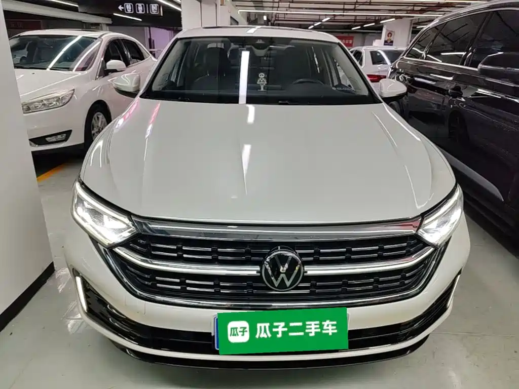 Volkswagen Sagitar — миниатюра 3