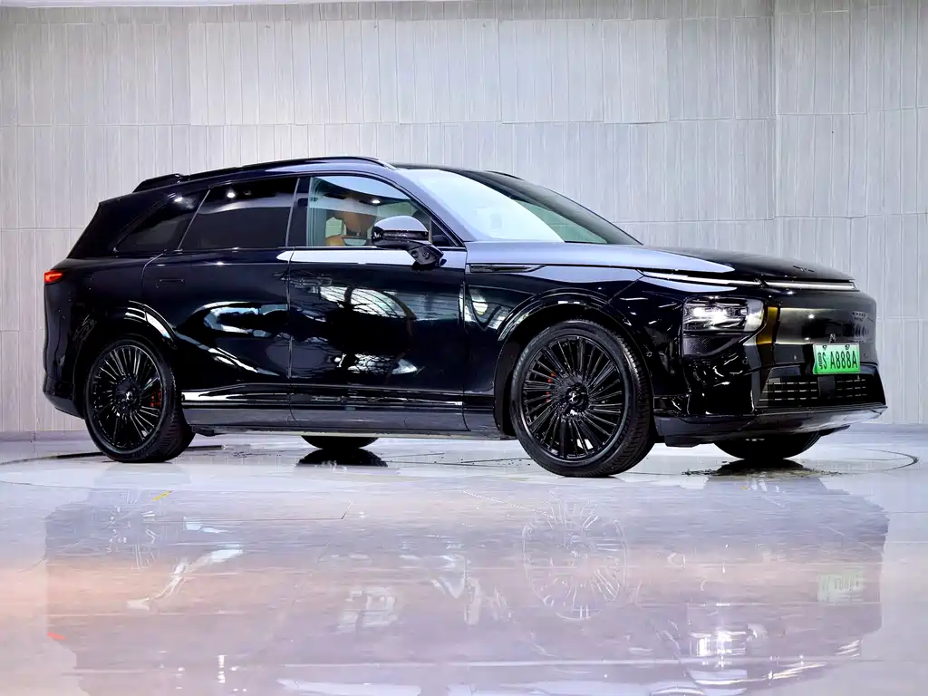 XPeng G9 — миниатюра 3