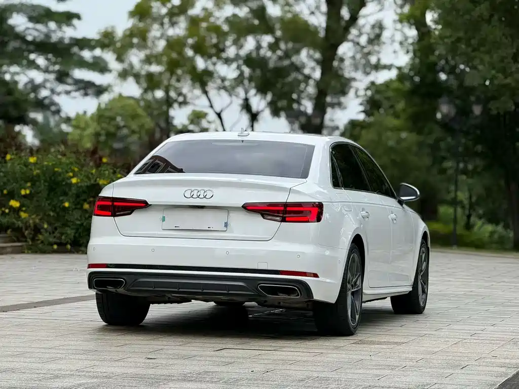 Audi A4L — миниатюра 7