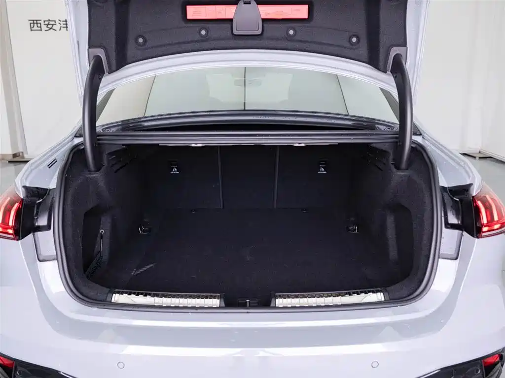 Audi A5L 2026 2.0T Sport Plus