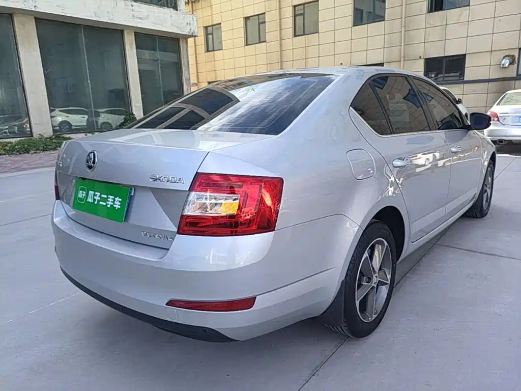 Skoda Octavia — миниатюра 7