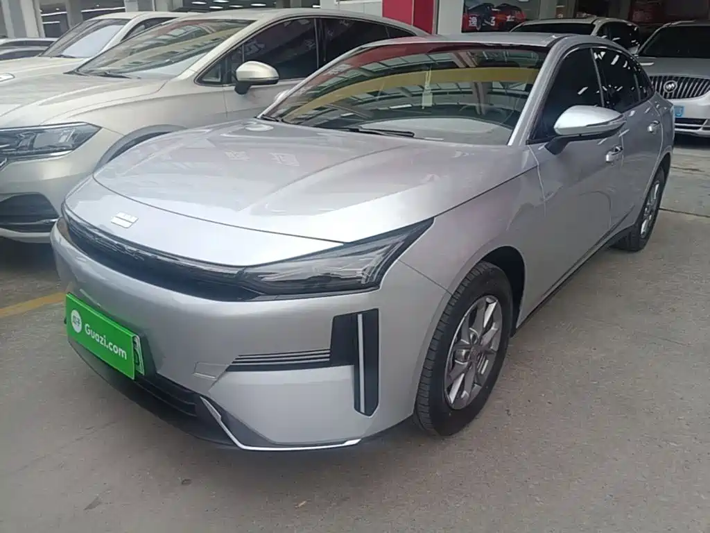 Geely Galaxy Galaxy L6 L6 2025 EM-i 60km