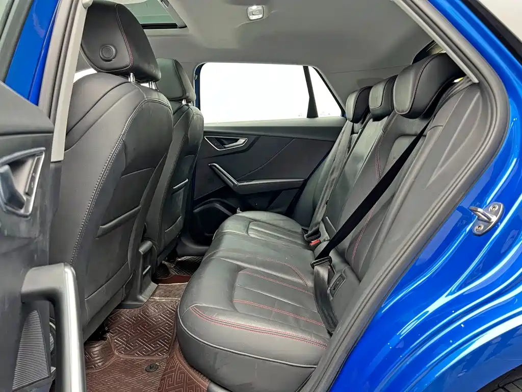 Audi Q2L — миниатюра 15