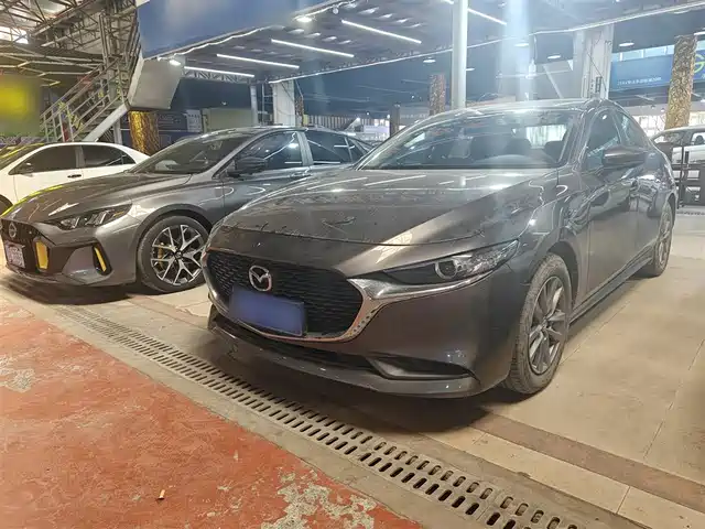 MAZDA 3 ANGKESAILA