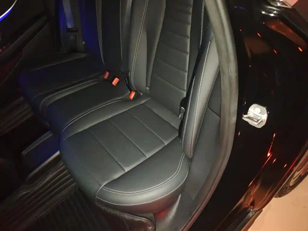 Mercedes-Benz E-Class — миниатюра 18