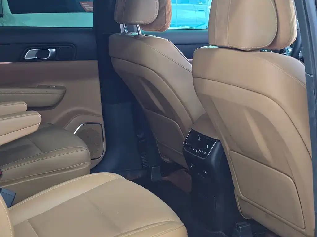 Li Auto Li ONE — миниатюра 14