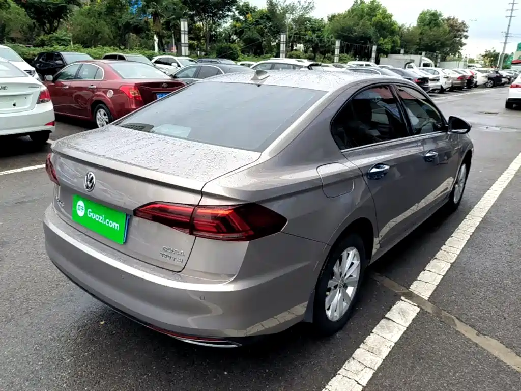Volkswagen Bora — миниатюра 7