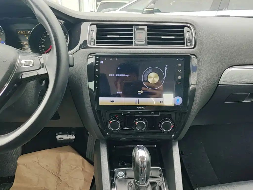 Volkswagen Sagitar — миниатюра 13