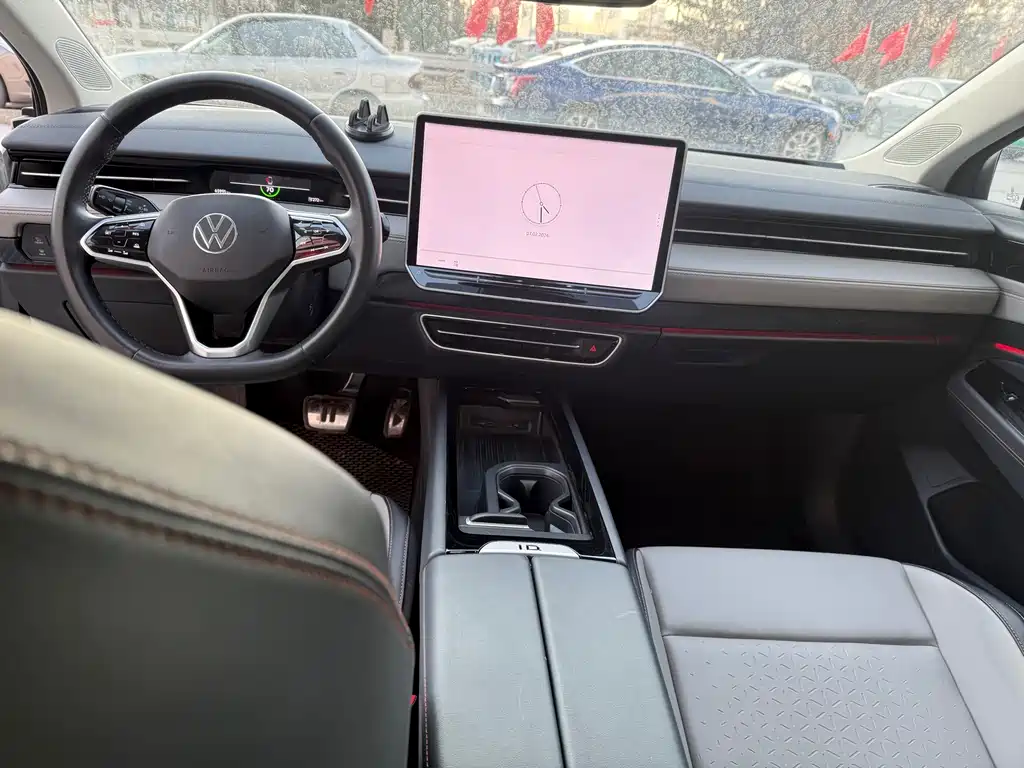 VOLKSWAGEN ID.7 VIZZION