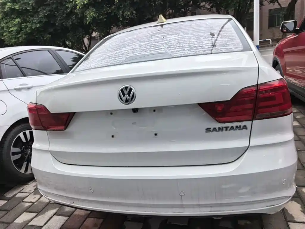 Volkswagen Santana — миниатюра 6