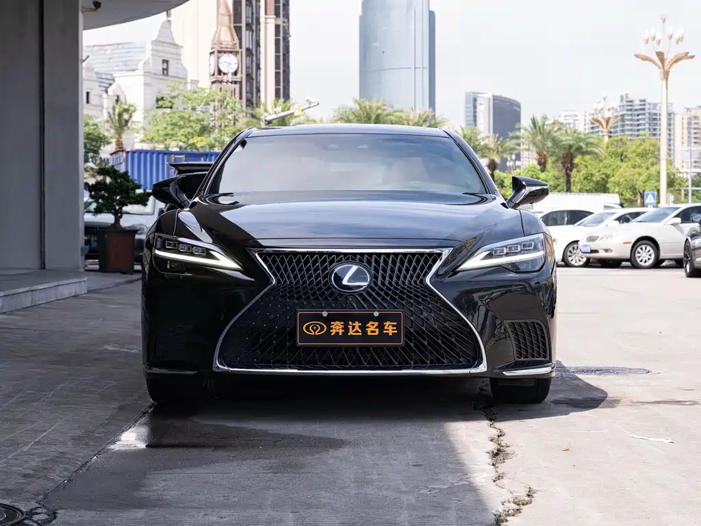 Lexus LS 2021 500h Executive