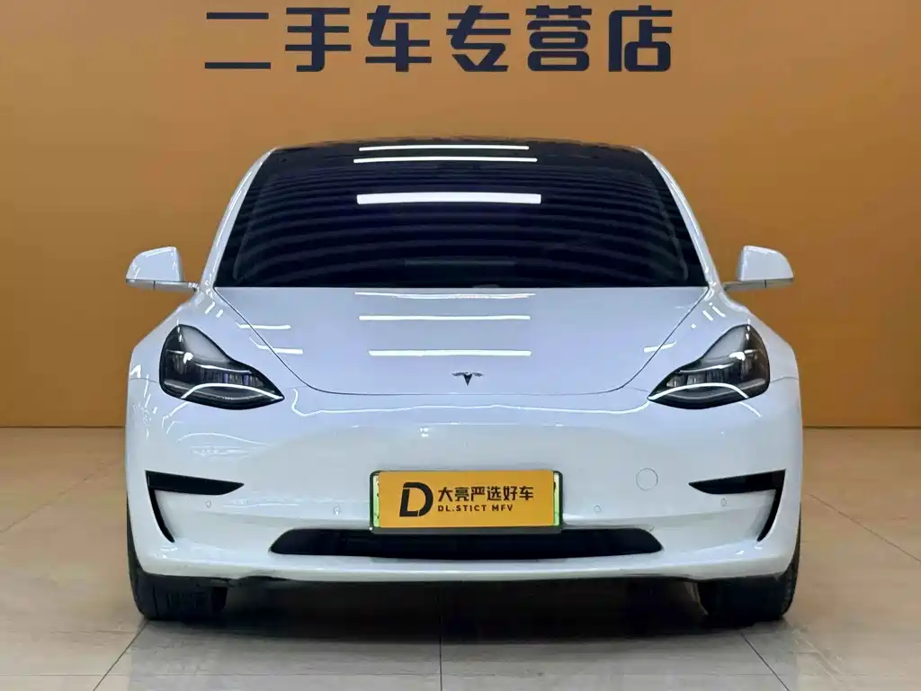 Tesla Model 3 — фотографии объявления, Фото 3