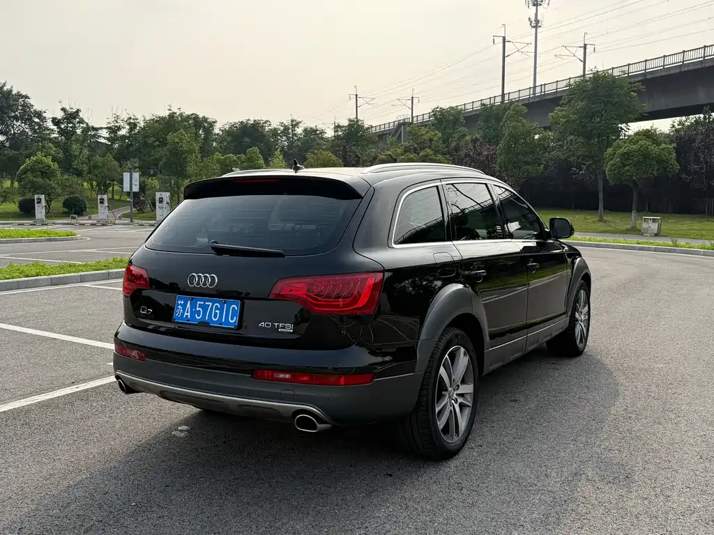 Audi Q7 2015 40 TFSI