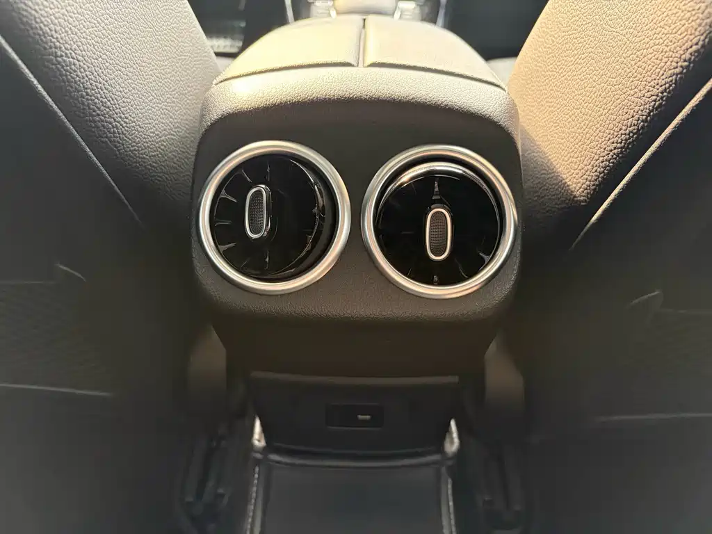 Mercedes-Benz A-Class AMG — миниатюра 4