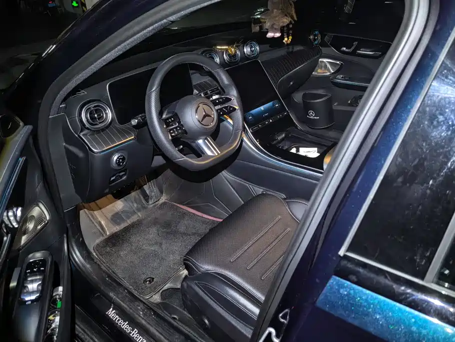 Mercedes-Benz C-Class — миниатюра 9