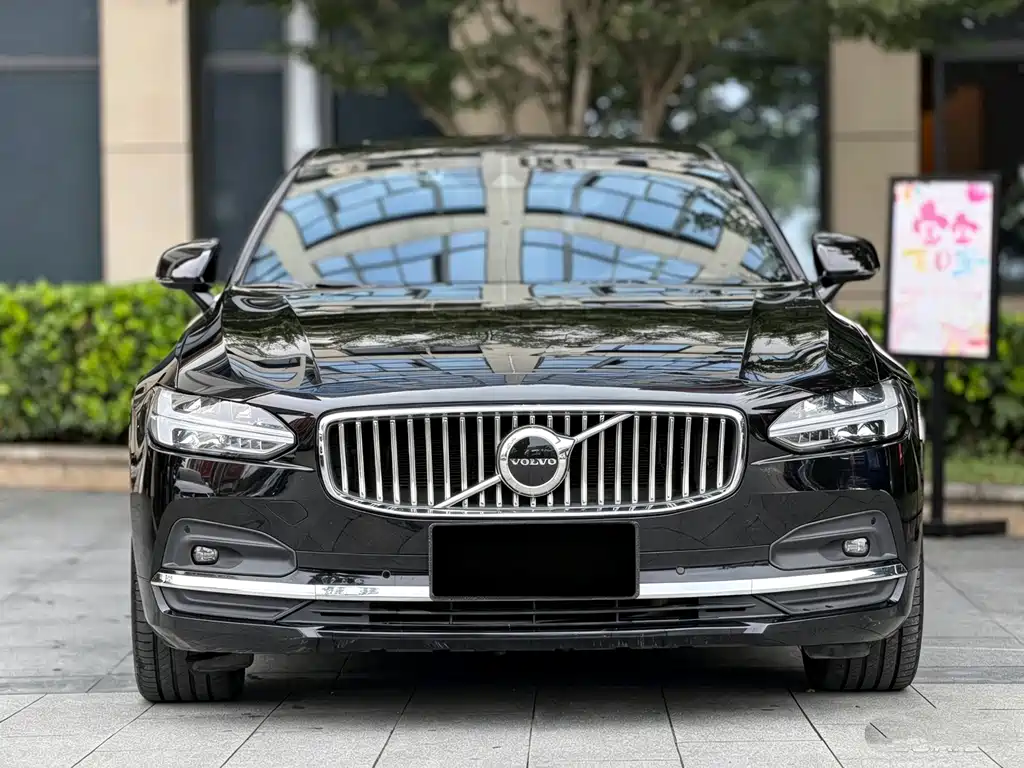 Volvo S90 — миниатюра 3