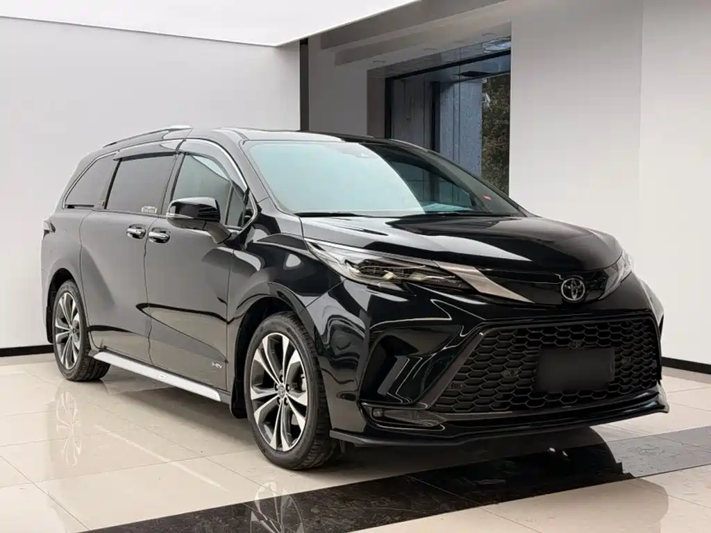 Toyota Granvia — миниатюра 9