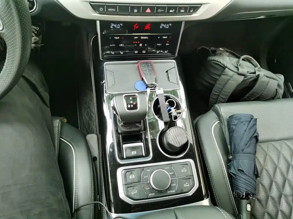 Hongqi Hongqi HS7 — миниатюра 15