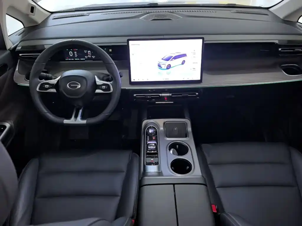 GAC Motor Trumpchi E8 PHEV — миниатюра 10