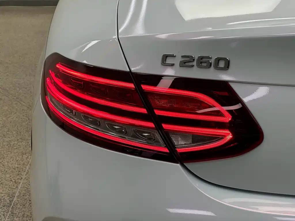 Mercedes-Benz C-Class (Import) — миниатюра 5