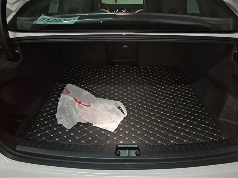 Volvo S60 2026 B4 Luxury