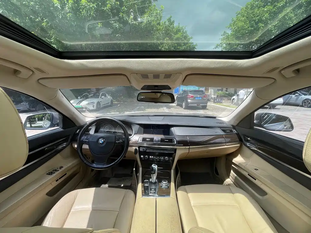 BMW 7 Series 7 2011 730Li Elegant