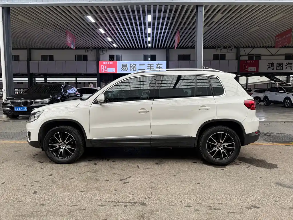 Volkswagen Tiguan 2015 2.0TSI AT Luxury