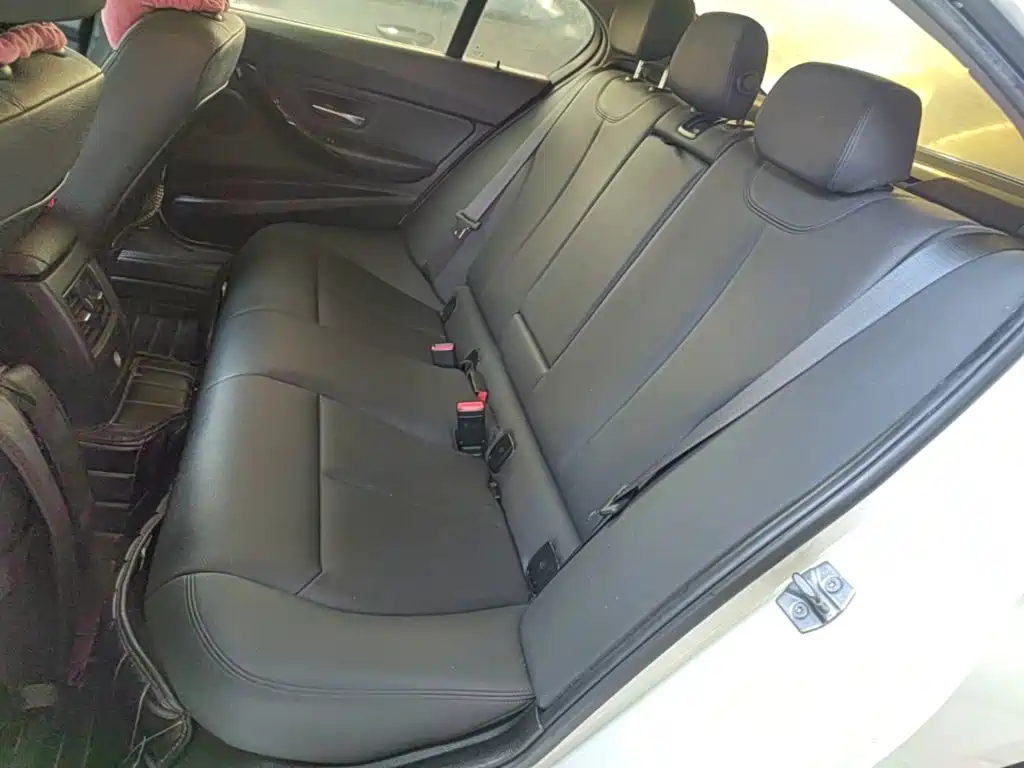 BMW 3 Series — миниатюра 17