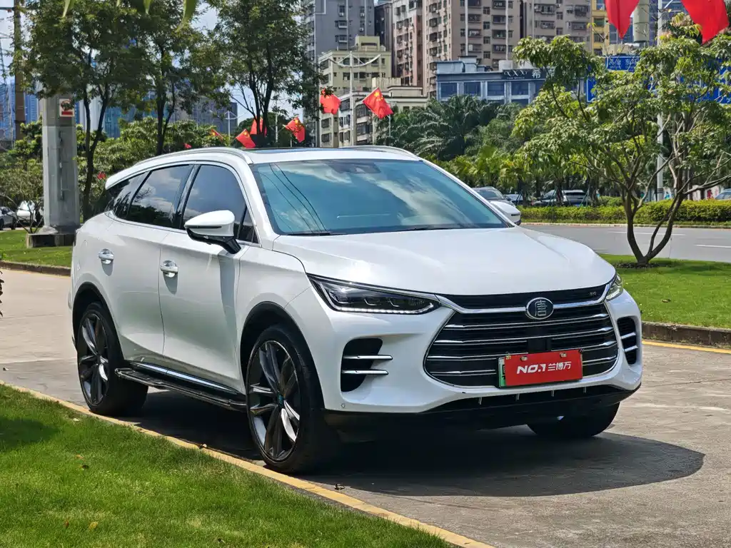 BYD Tang New Energy — миниатюра 3