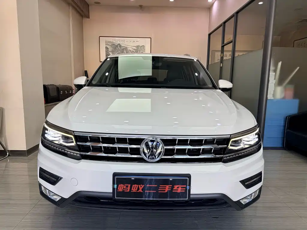 Volkswagen Tiguan L — миниатюра 5