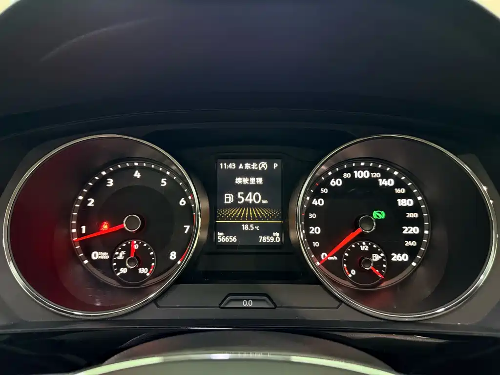 Volkswagen Tiguan L — миниатюра 17