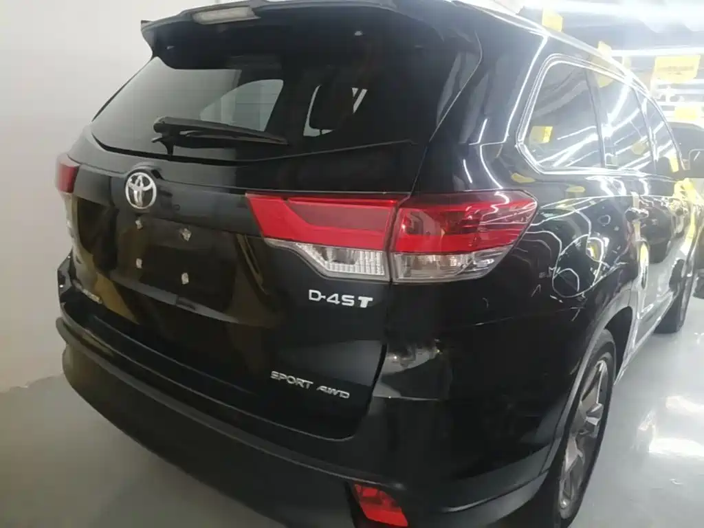 Toyota Highlander — миниатюра 7