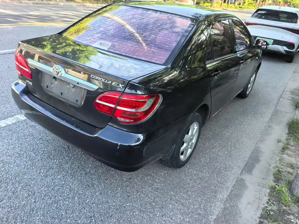 Toyota Corolla — миниатюра 8