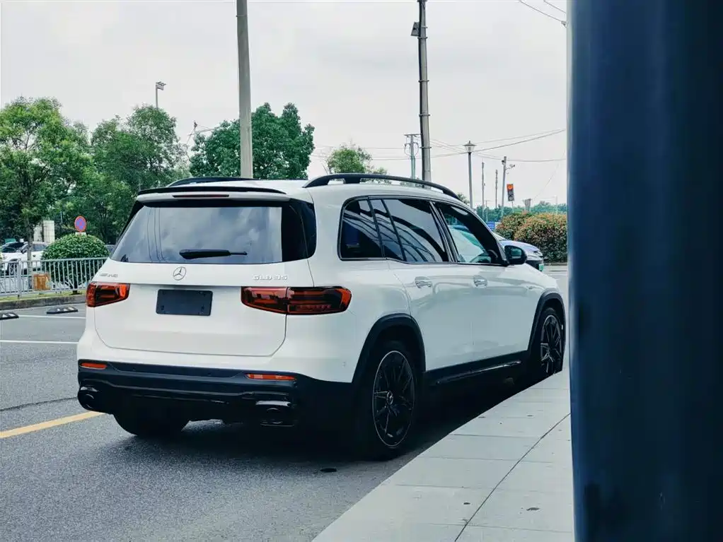 Mercedes-Benz GLB A MG 2024 AMG GLB 35 4MATIC