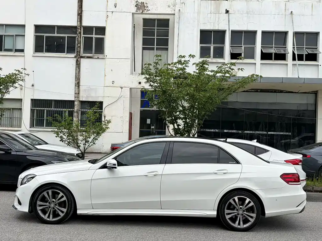 Mercedes-Benz E-Class E 2015 E 260 L Sport