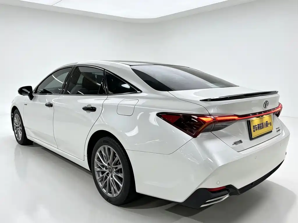 Toyota Avalon 2024 2.5L XLE Luxury