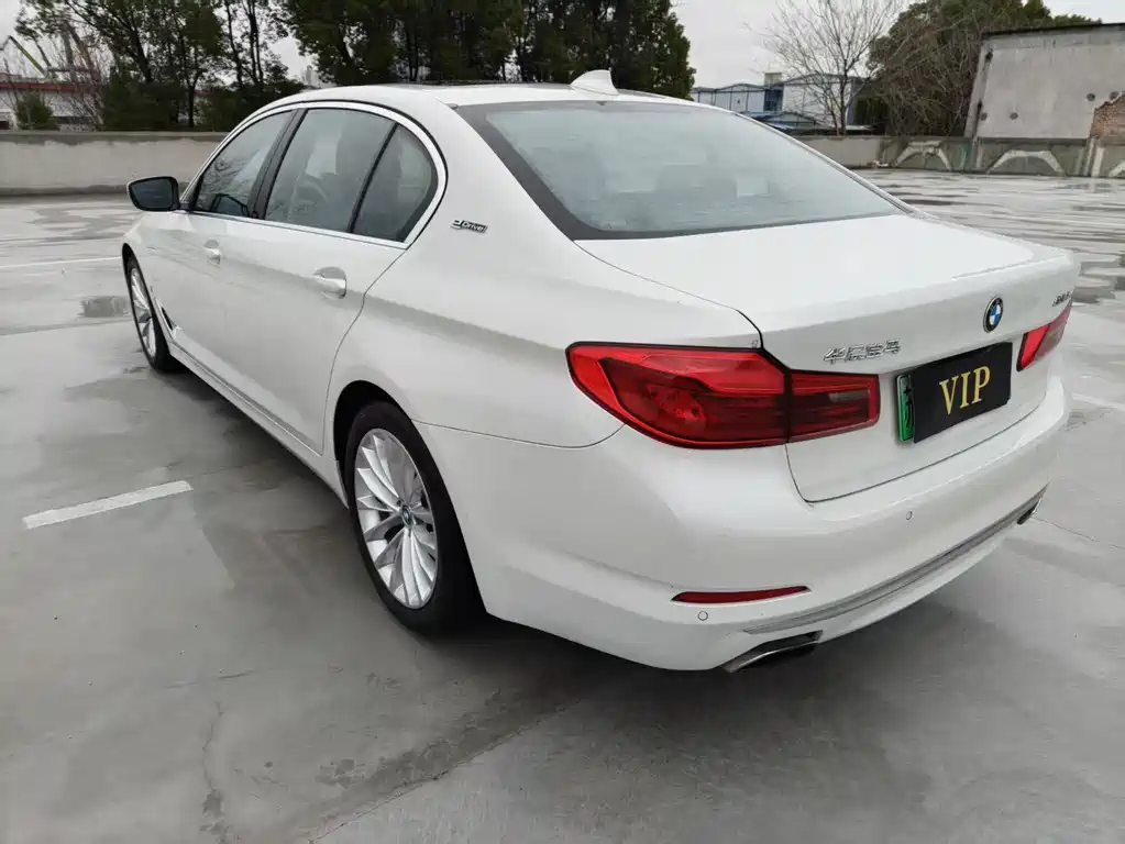 BMW 5 SERIES NEW ENERGY