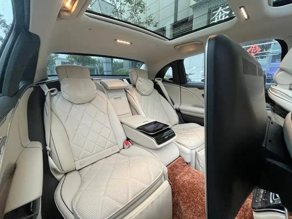 Mercedes-Benz S-Class — миниатюра 23