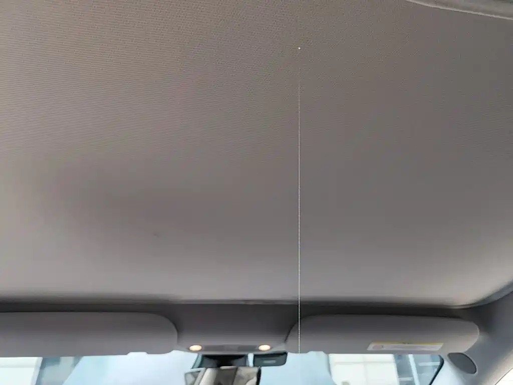 Tesla Model 3 — миниатюра 18