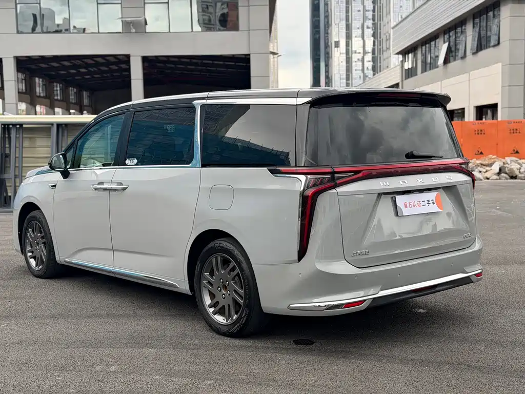 MAXUS G90 — миниатюра 13