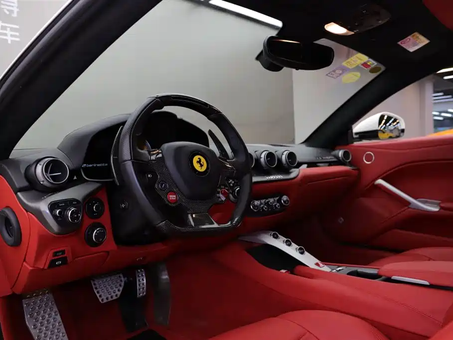 Ferrari F12berlinetta 2013 6.3L