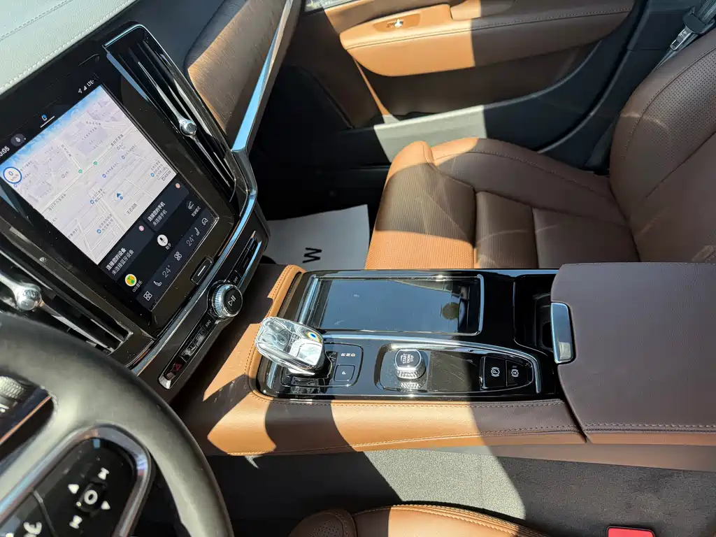 Volvo S90 2025 Luxury