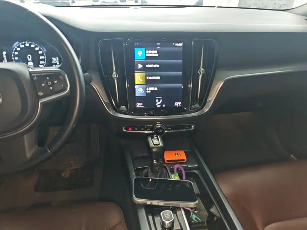 Volvo S60 — миниатюра 13