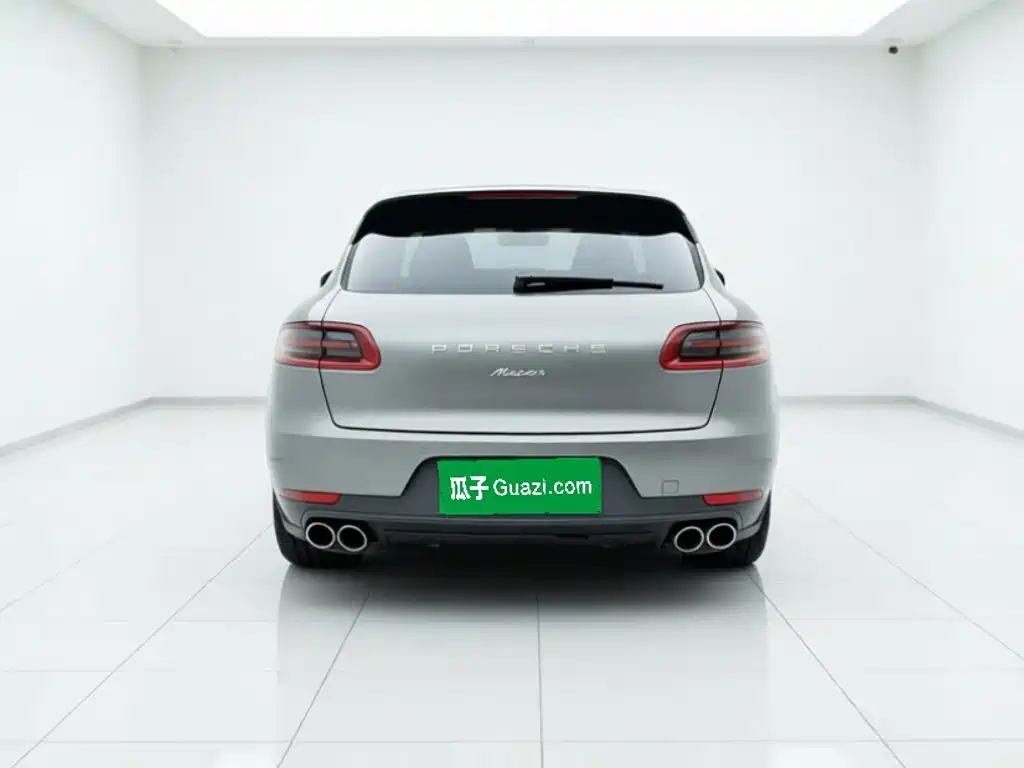 Porsche Macan — миниатюра 3